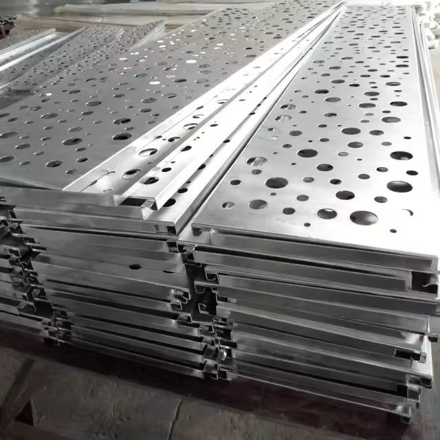 High Sound Insulation Aluminum Composite Panel With High Corrosion Resistance 2440mm Length
