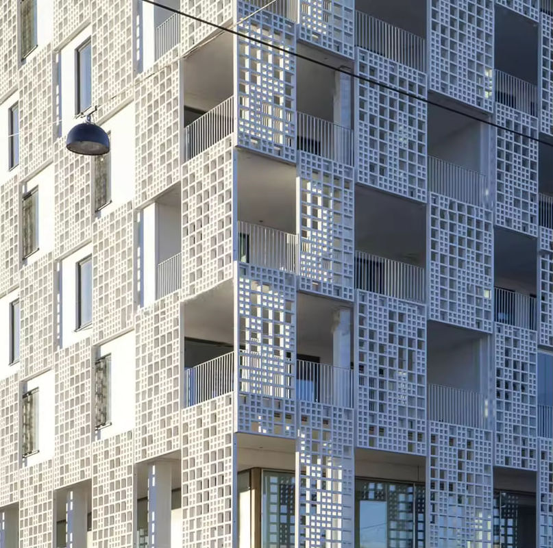 25-Year Durable Curtain Wall Glazing System with Thermal Insulation U-value 1.8-2.8 W/(m2K) and Wind Pressure Resistance